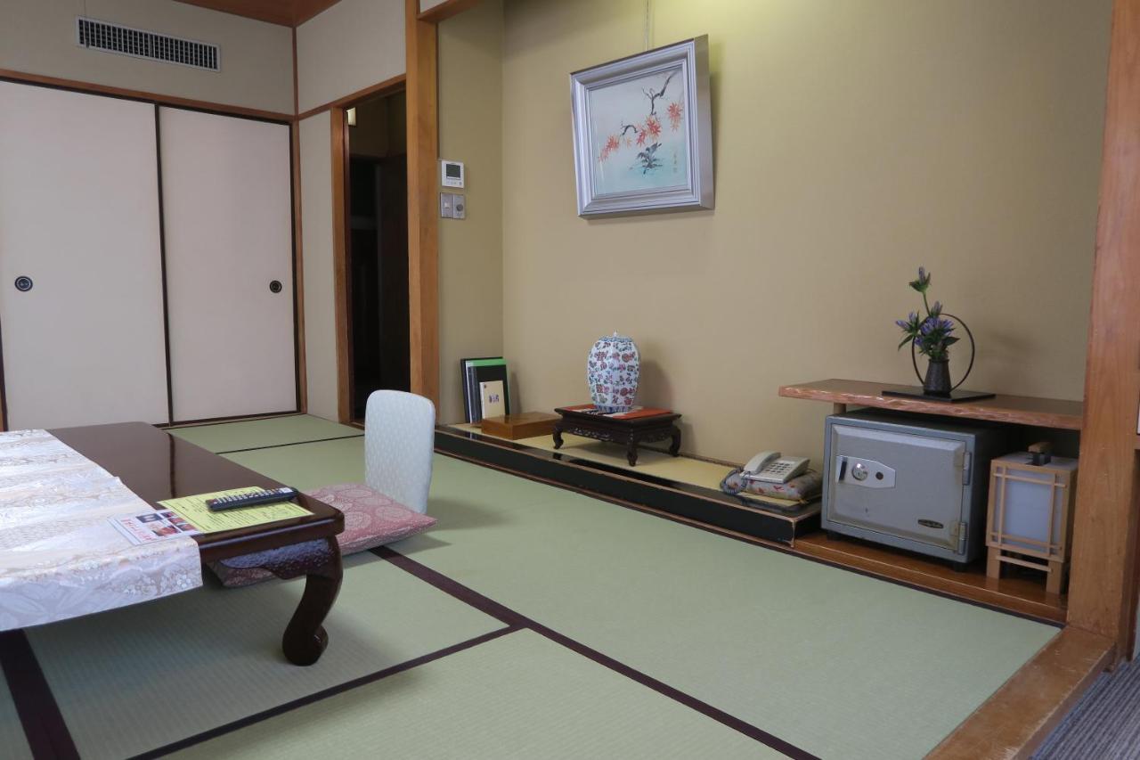 Kinugawa Kokusai Hotel Нікко Екстер'єр фото